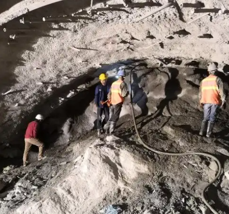 太平拱顶带模注浆料的施工流程及注意事项